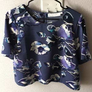 Blue patterned top